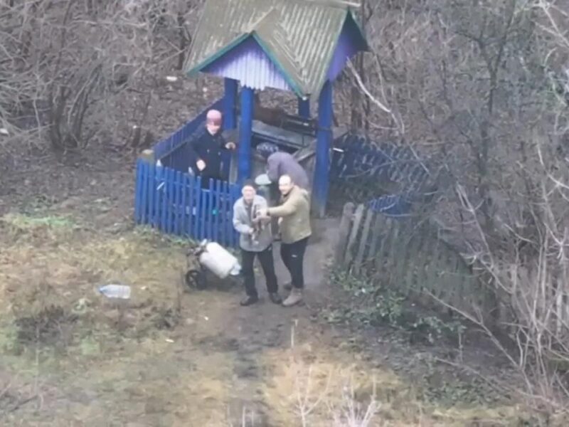 Стали відомі деталі викрадення росіянами цивільних у Грабовському