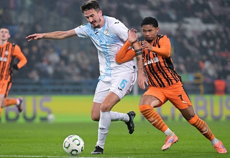 Стало відомо, хто був найкращим у складах Динамо та Шахтаря в ЛК