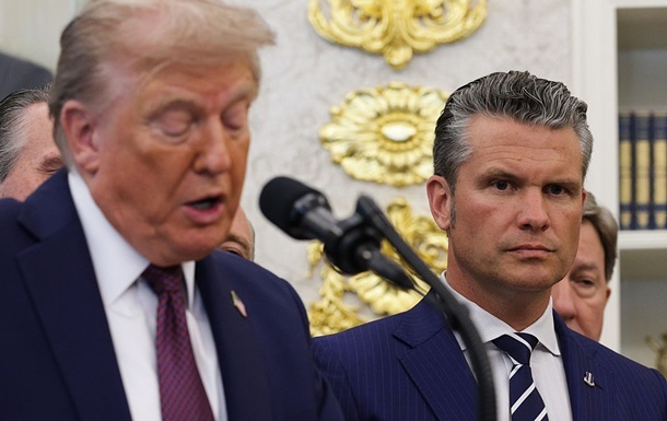 Трамп підтримав Геґсета в скандалі щодо знищення човна