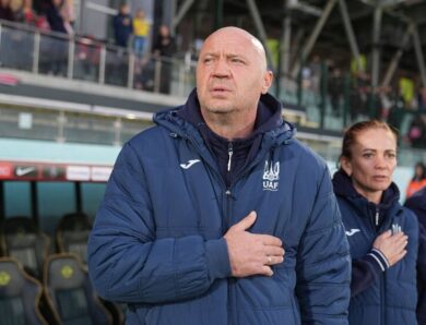 Тренер жіночої збірної України з футболу йде у відставку