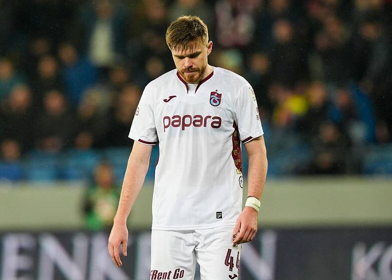 Турецький клуб не погодився на трансфер українця в Бенфіку