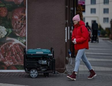 У деяких областях почались аварійні відключення