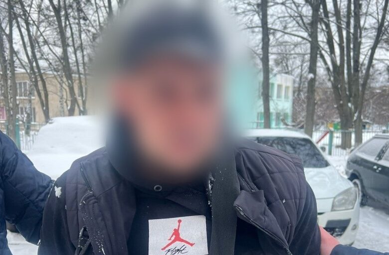 У Харкові затримали чоловіка, що стріляв у військового ТЦК