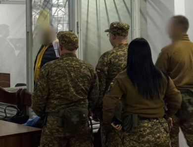 У Києві засудили чоловіка за розбещення доньки та зґвалтування падчерки