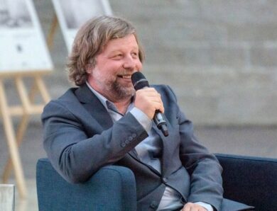 У Польщі затримали російського археолога за запитом України