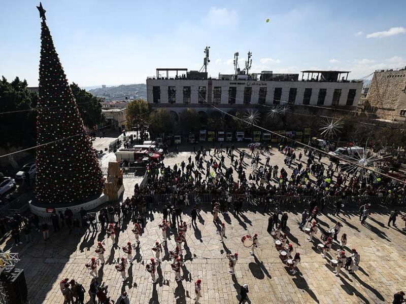 У Віфлеємі відновили різдвяні святкування після двох років війни в Газі