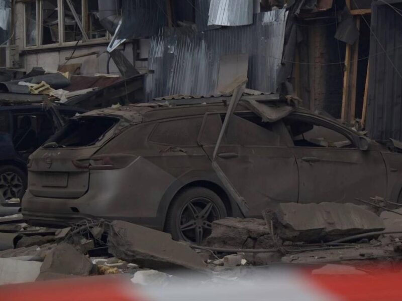 Удар по Дніпру: троє загиблих, вісім поранених