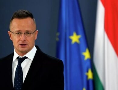 Угорщина і Словаччина судитимуться через російські газ та нафту