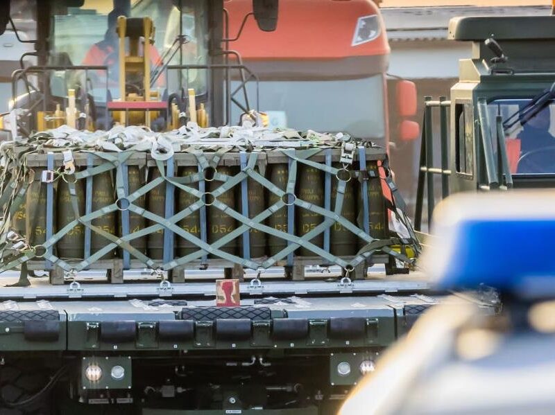 Україна просить до кінця року €1 млрд на американську зброю – ЗМІ