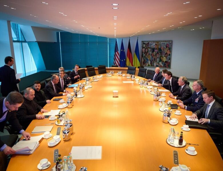 Україна та США продовжать переговори у понеділок – ЗМІ