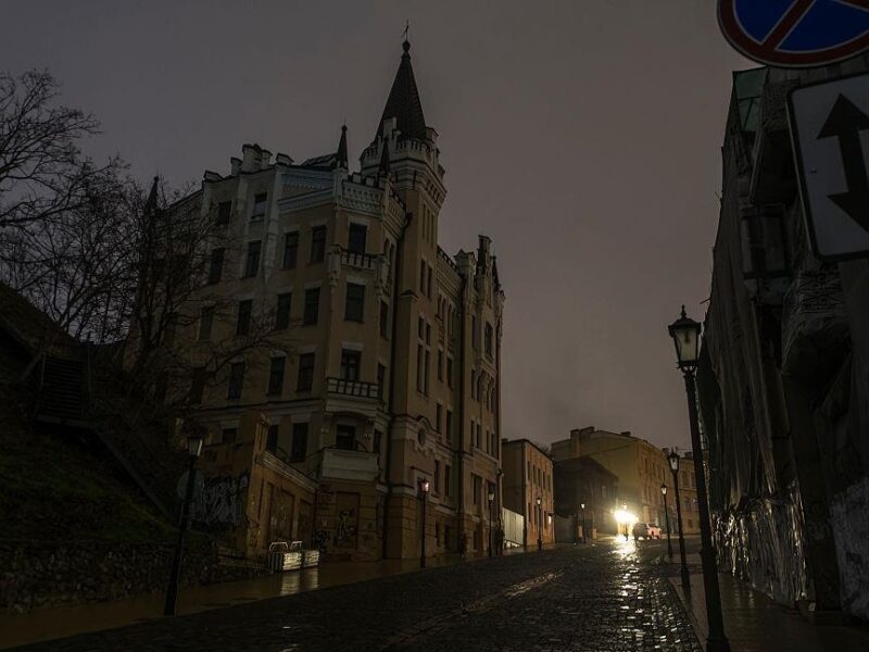 Укренерго оцінило термін відновлення енергосистеми