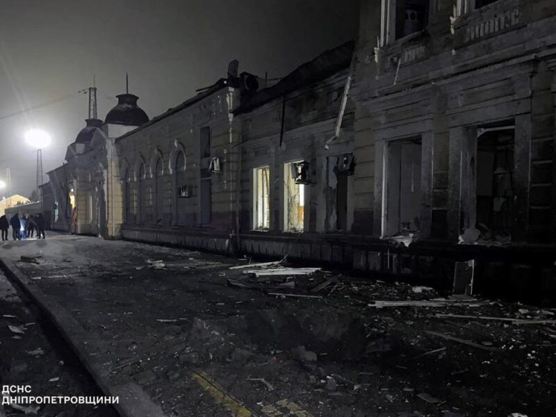 Укрзалізниця попередила про затримку низки поїздів