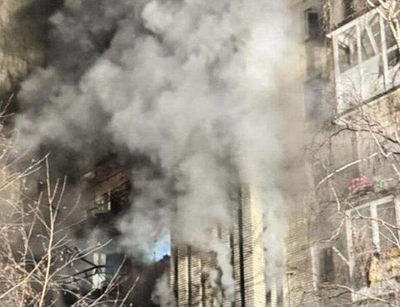 В Охтирці БПЛА влучив у багатоповерхівку