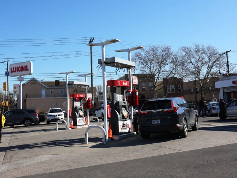 В США Лукойл змушений працювати лишень з дрібними банками