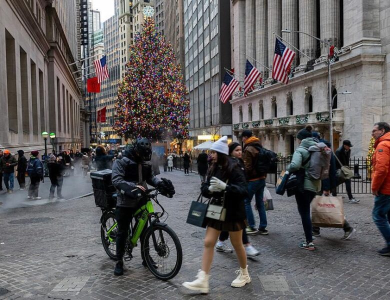 В США пропонують перевіряти соцмережі туристів