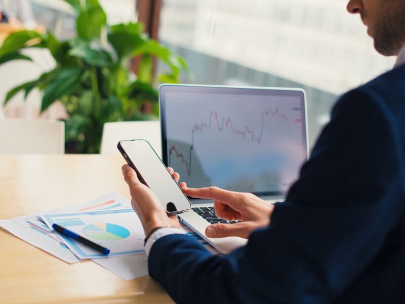 В Україні за рік закрилось 11 тис. компаній: стали відомі “довгожителі”