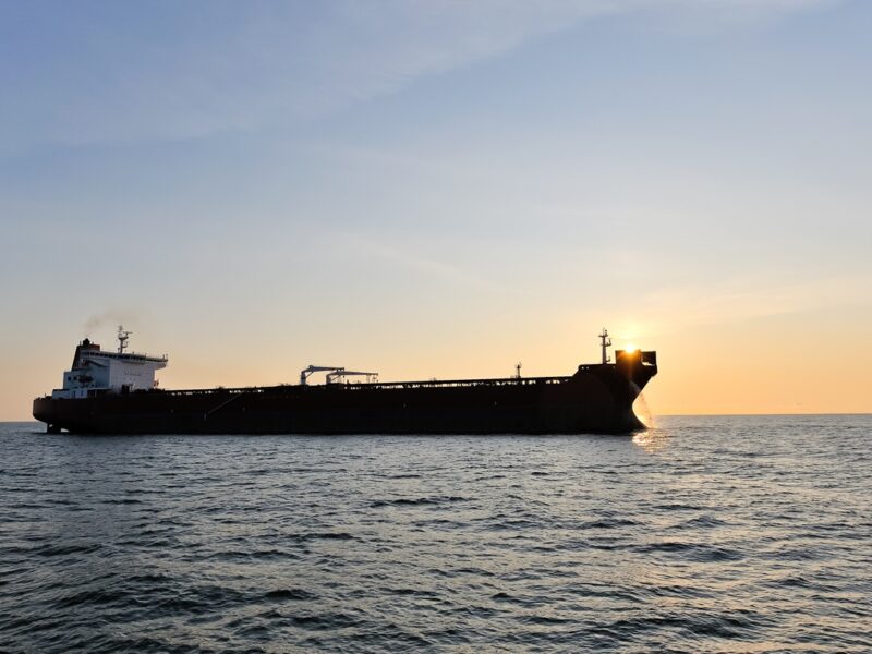 В ЄС вперше підтвердили озброєну охорону “тіньового флоту”