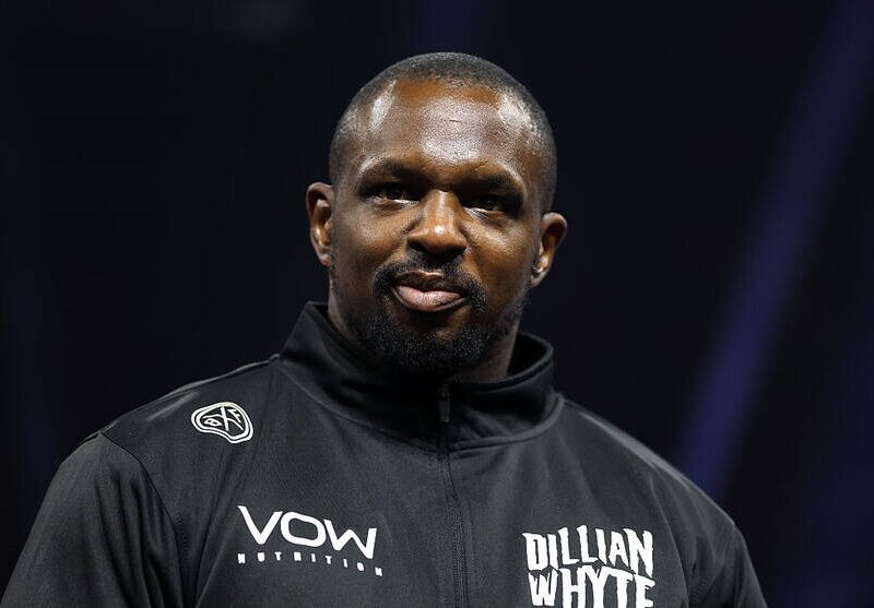 Вайт розповів, чому Усик не став захищати титул WBO