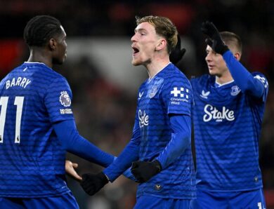 Вечір АПЛ для українців: успіх Евертона Миколенка і нічия Челсі