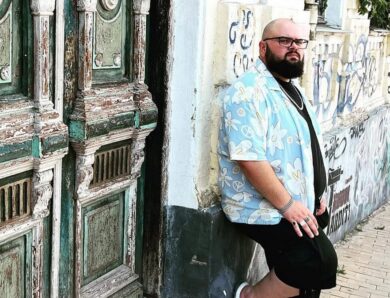 Відомий блогер відреагував на чутки про свою мобілізацію