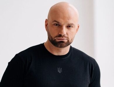 Відомий ведучий опинився в епіцентрі обстрілу