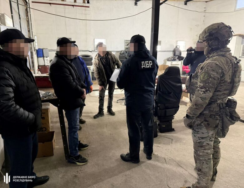 Відправляли підлеглих працювати на СТО: посадовцям в/ч оголосили підозру