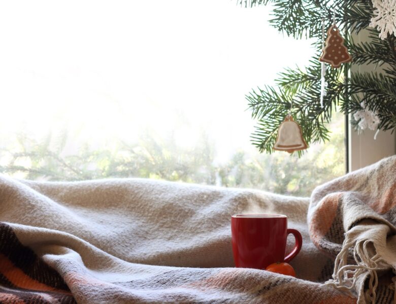 Втіряно, без опадів: синоптики розповіли про погоду на вихідних