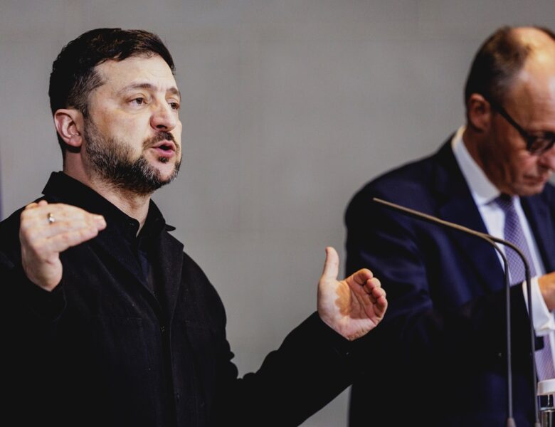 Зеленський розповів, на що піде репараційна позика