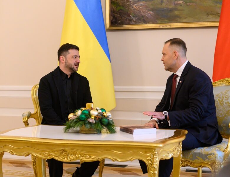 Зеленський розповів про довгу бесіду віч-на-віч з Навроцьким