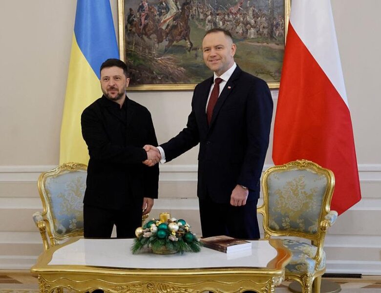 Зеленський вперше зустрівся з Навроцьким