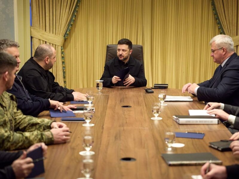 Зеленський заслухав доповідь про переговори у США