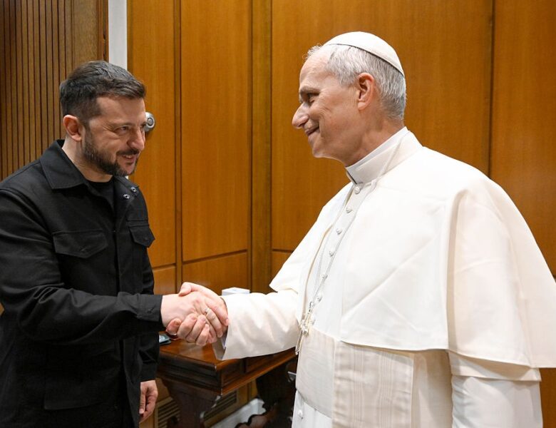 Зеленський зустрінеться із Папою Римським – ЗМІ