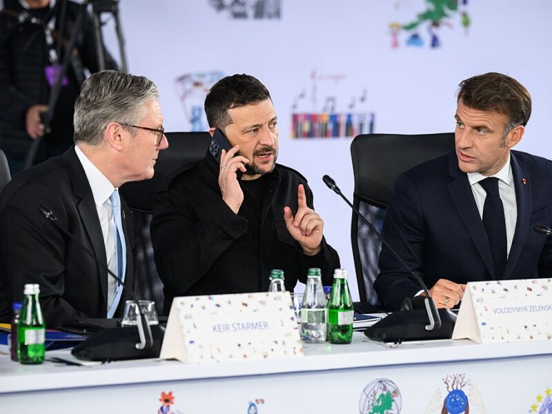 ЗМІ: Європа переконує Київ не поступатися Донбасом