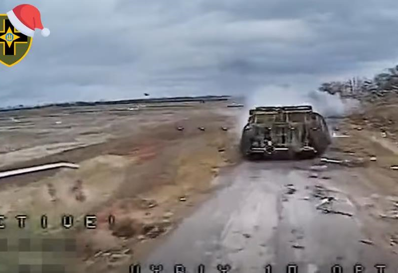 ЗСУ показали знищення російських танків-“сараїв”