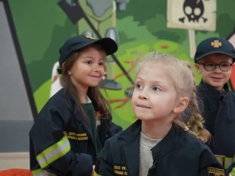 На Закарпатті у класі безпеки «Вогник» відбулося заняття для вихованців ЗДО «Я СЯМ»