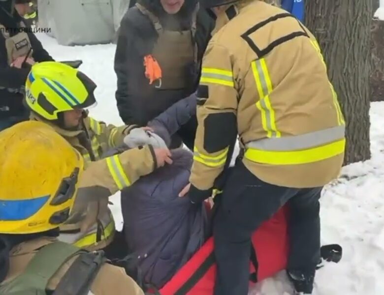 Удар по багатоповерхівці у Дніпрі: рятувальна операція та наслідки атаки БПЛА