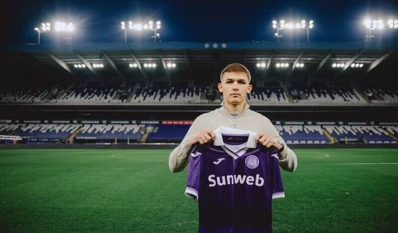 Андерлехт придбав українського форварда Данила Сікана