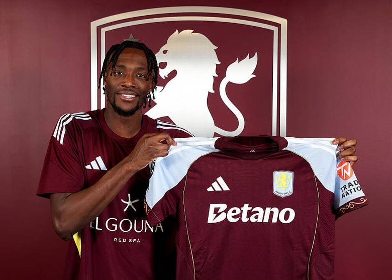 Астон Вілла повернула до складу нападника збірної Англії