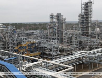 Білорусь розмістила російську ППО на НПЗ біля кордону з Україною – ЗМІ