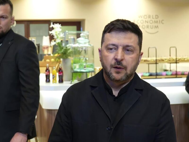 Спілкування Володимира Зеленського з медіа у Давосі