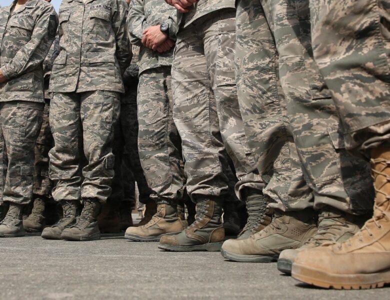 Британія слідом за США частково виводить своїх військових з Катару – ЗМІ