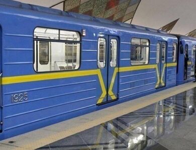 “Червона” і “зелена” лінії метро Києва відновили свою роботу