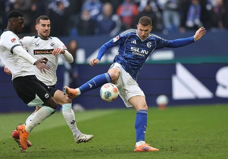 Дебют із рекордом: Джеко відзначився за Шальке