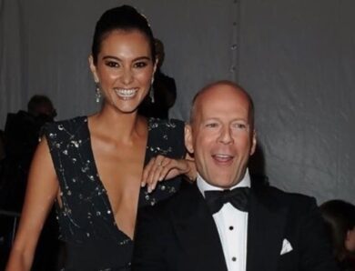 Дружина Брюса Вілліса розповіла, що актор не усвідомлює своєї деменції