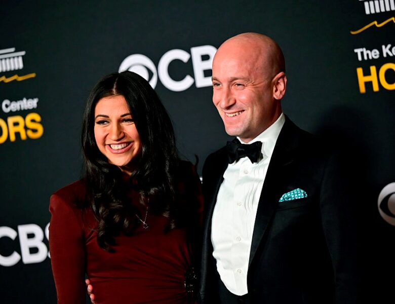 Дружина радника Трампа натякнула на анексію Гренландії