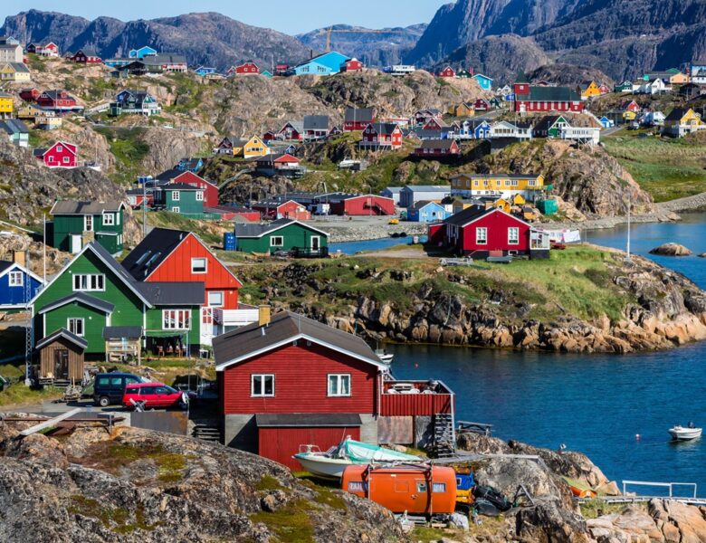 Франція готується до можливих дій США щодо Гренландії