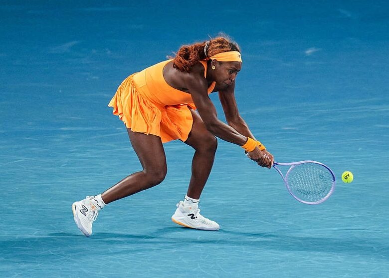 Гауфф зламала ракетку після поразки Світоліній