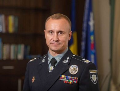 Генерал на службі схем від кришування нафти до вимагання 400 тисяч доларів — досьє на Андрія Нєбитова