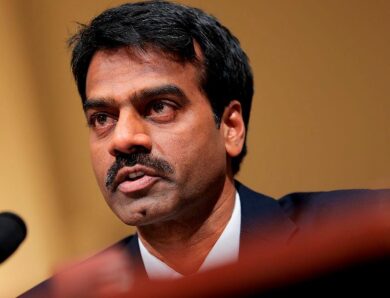 Глава Агентства кібербезпеки США “злив” документи в ChatGPT – ЗМІ