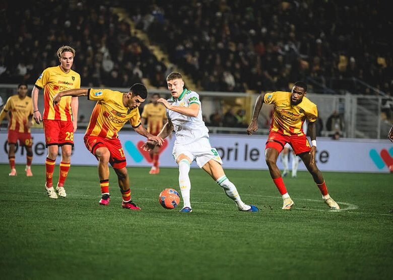 Гол і травма: Довбик отримав оцінки за матч проти Лечче